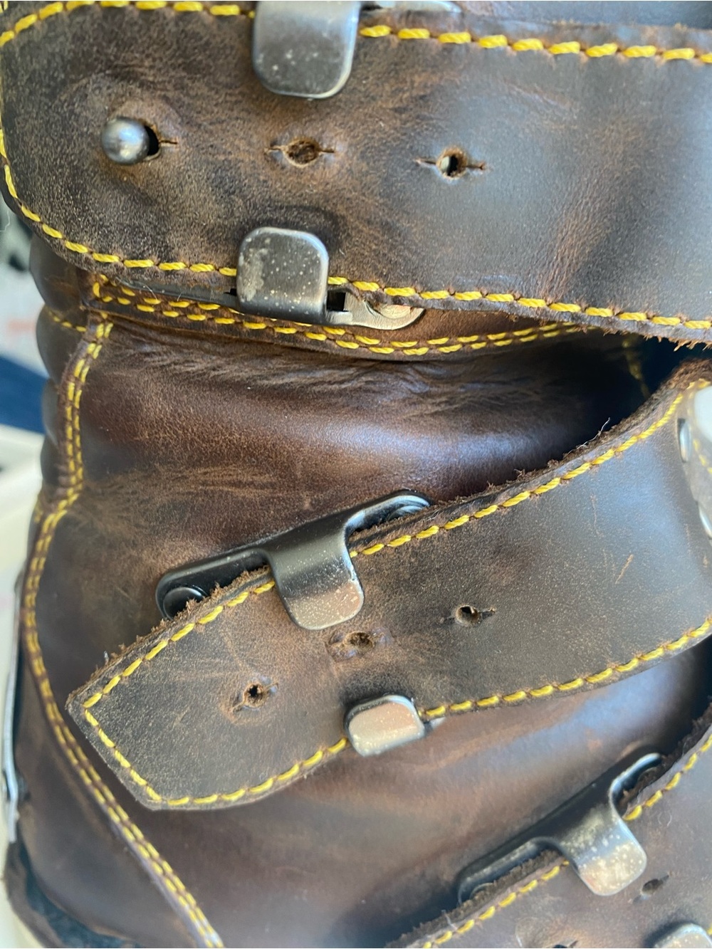 Icon 1000 Elsinore Oiled 
Brown Leather Motorcycle Boots
Buckle Rugged Biker 8.5 - Picture 11 of 17